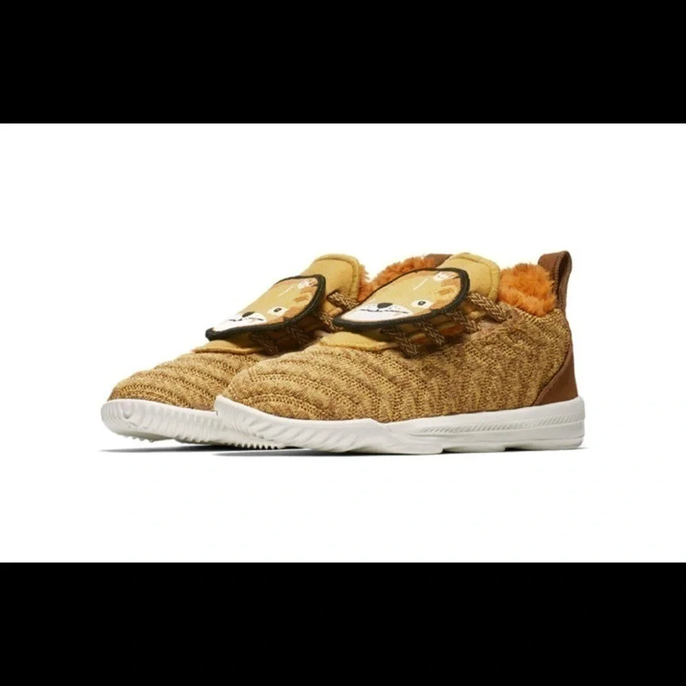 𝅺NIKE Lebron Little Big Cats Toddler shoes